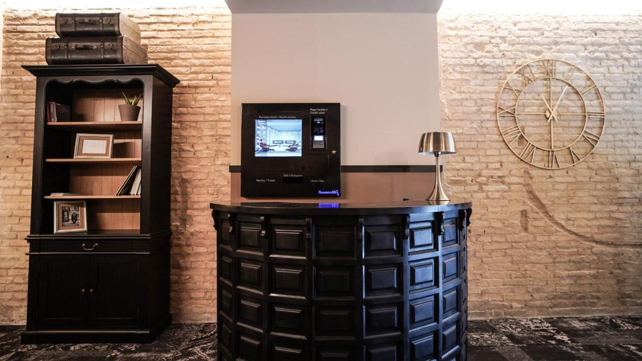 Hografic Hotel فالنسيا المظهر الخارجي الصورة